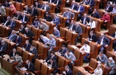 SEDINTA COMUNA - VOT DECLARATIE - DEMISIE TRAIAN BASESCU - PARLA