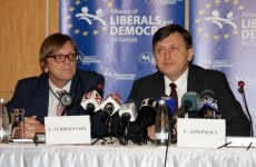 Guy Verhofstadt crin