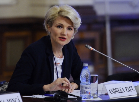 Revolta femeilor în PNL împotriva lui Bolojan. Andreea Paul: 'Sunt mai competentă decât garnitura dvs. de miniştri!'