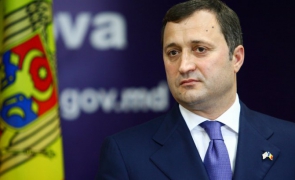 Procurorul general cere ridicarea imunitatii fostului premier moldovean Vlad Filat