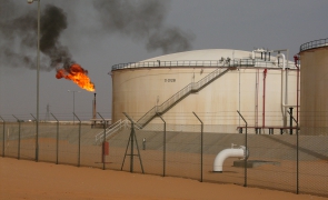 El_Saharara_oil_field,_Libya