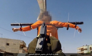 ISIS crucificati