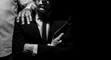 Mafia italiană lasă deoparte războaiele teritoriale violente pentru a colabora în traficul de droguri, reţelele de prostituţie şi spălarea banilor
