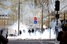 proteste bătăi Paris