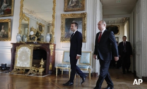 Emmanuel Macron Vladimir Puti