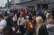 Manchester aeroport evacuat