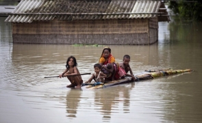 inundatii, india