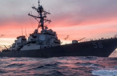 USS John S. McCain distrugîtor navă americană
