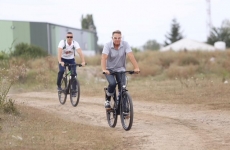 Inquam Klaus Iohannis bicicletă