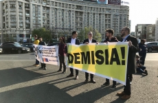 Protest Piața Victoriei 03.04.2019