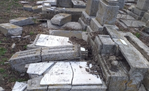 Cimitir Evreiesc Huși