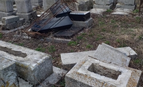Cimitir Evreiesc Huși 2