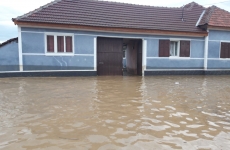 inundații