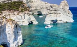 Milos Cyclades Grecia vacanta
