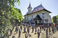 Inquam Catedrala Suceava credincioși slujbă