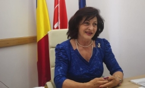 Elvira Sarapatin 