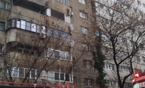 incendiu bloc apartament