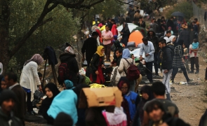 migranți, refugiați
