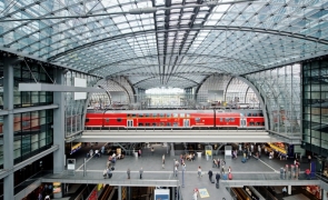 Berlin Hauptbahnhof gară