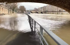 paris inundații