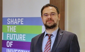 Adrian Codîrlașu, CFA