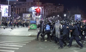 proteste violente jandarmi politie