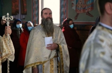 mitropolitul teofan manastirea stiubieni duminica crucii 4 aprilie