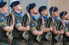 Eurocorps militari soldati arme