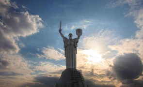 Statuia Patria Mama din Kiev