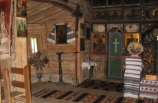 Biserica din lemn de la Putna