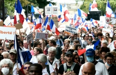 franta protest paris manifestanti