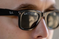 ochelari de soare inteligenti rayban facebook