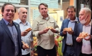 Jair Bolsonaro, nevaccinat, pizza