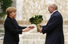 Angela Merkel şi Aleksandr Lukaşenko