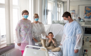 Asociația Dăruiește Viață - David la centrul de hemodializă al Spitalului Marie Curie
