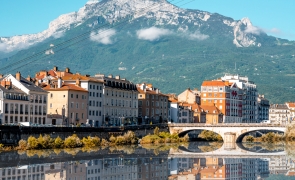 Grenoble oras vacanta turism