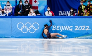 Zhu Yi cadere patinaj