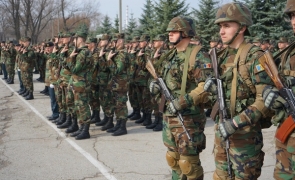soldati moldova armata moldoveana moldova