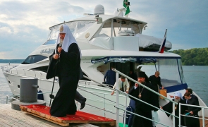 patriarhul kirill al Rusiei