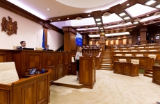 Roberta Metsola parlament chisinau