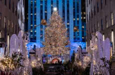brad de Crăciun de la Rockefeller Center din New York