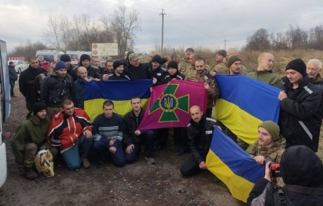 Un fost prizonier ucrainean de război acuză Rusia şi Cecenia de un trafic de prizonieri de război - Groznîi cumpără prizonieri ucraineni de la armata rusă