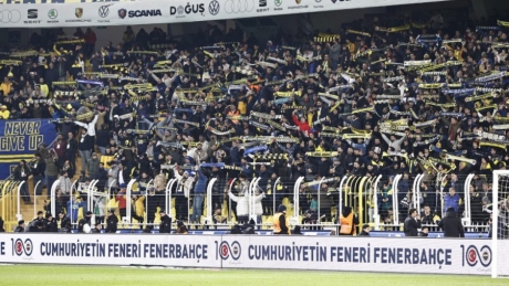Clubul Fenerbahce, sancţionat după ce jucătorii săi au părăsit terenul în debutul Supercupei Turciei