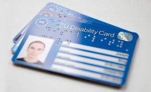 card persoane dizabilitati