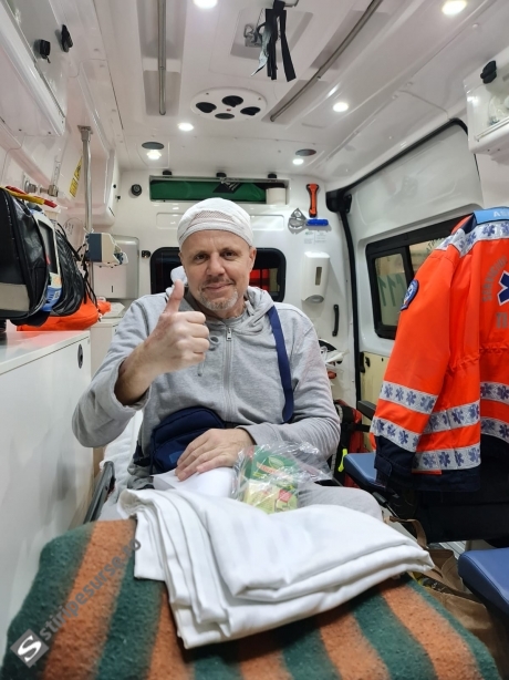 Tânăr cu arsuri pe faţă şi mâini, după ce a încercat să verifice o butelie de gaz