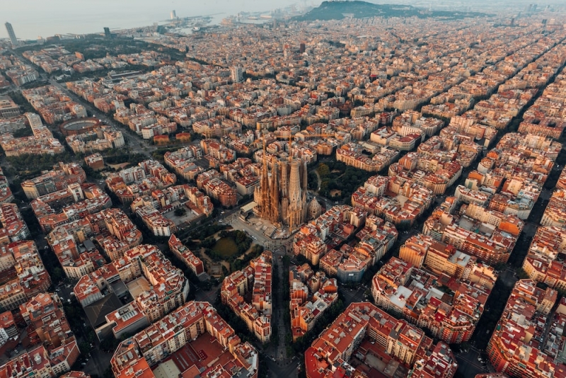 Barcelona devine mai scumpă – Cât vor plăti turiștii care vor dori să debarce în orașul catalan