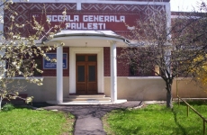 Școală comuna Păulești