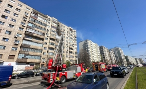 incendiu bloc apartament bucuresti