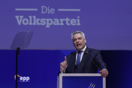 Karl Nehammer sfidează toată Europa: Vladimir Putin jubilează, după ultimele declarații ale 'partenerului' austriac
