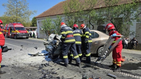 Accident cumplit în Arad: Un bărbat de 74 de ani a murit pe DN 7